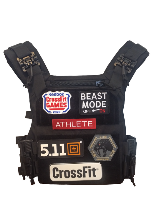 Adjustable Tactical Outdoor and Training Vest / Plate carrier with 6 badges (Black)